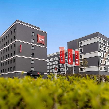 Ibis Duesseldorf Airport Hotel Екстериор снимка