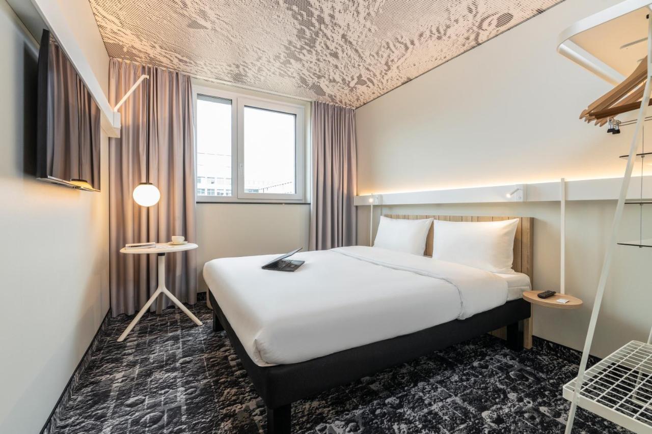 Ibis Duesseldorf Airport Hotel Екстериор снимка