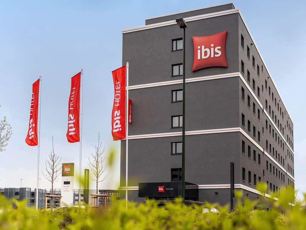 Ibis Duesseldorf Airport Hotel Екстериор снимка