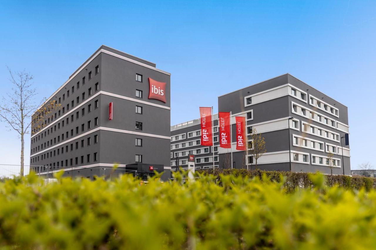 Ibis Duesseldorf Airport Hotel Екстериор снимка