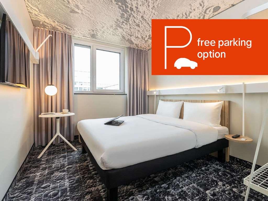 Ibis Duesseldorf Airport Hotel Екстериор снимка